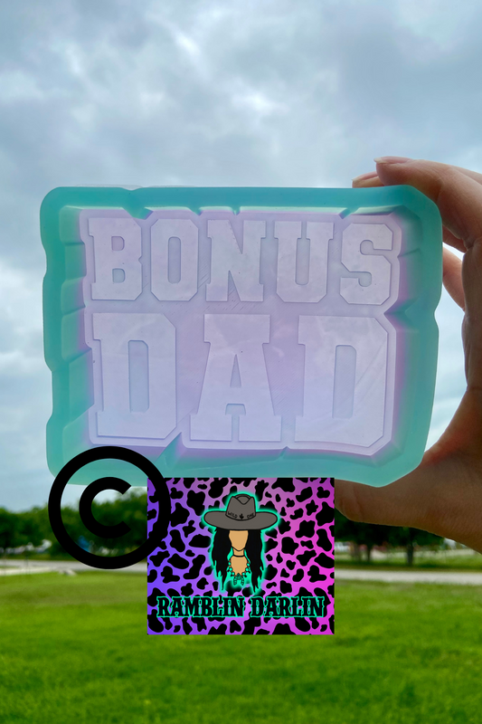 Bonus Dad Mold ©️