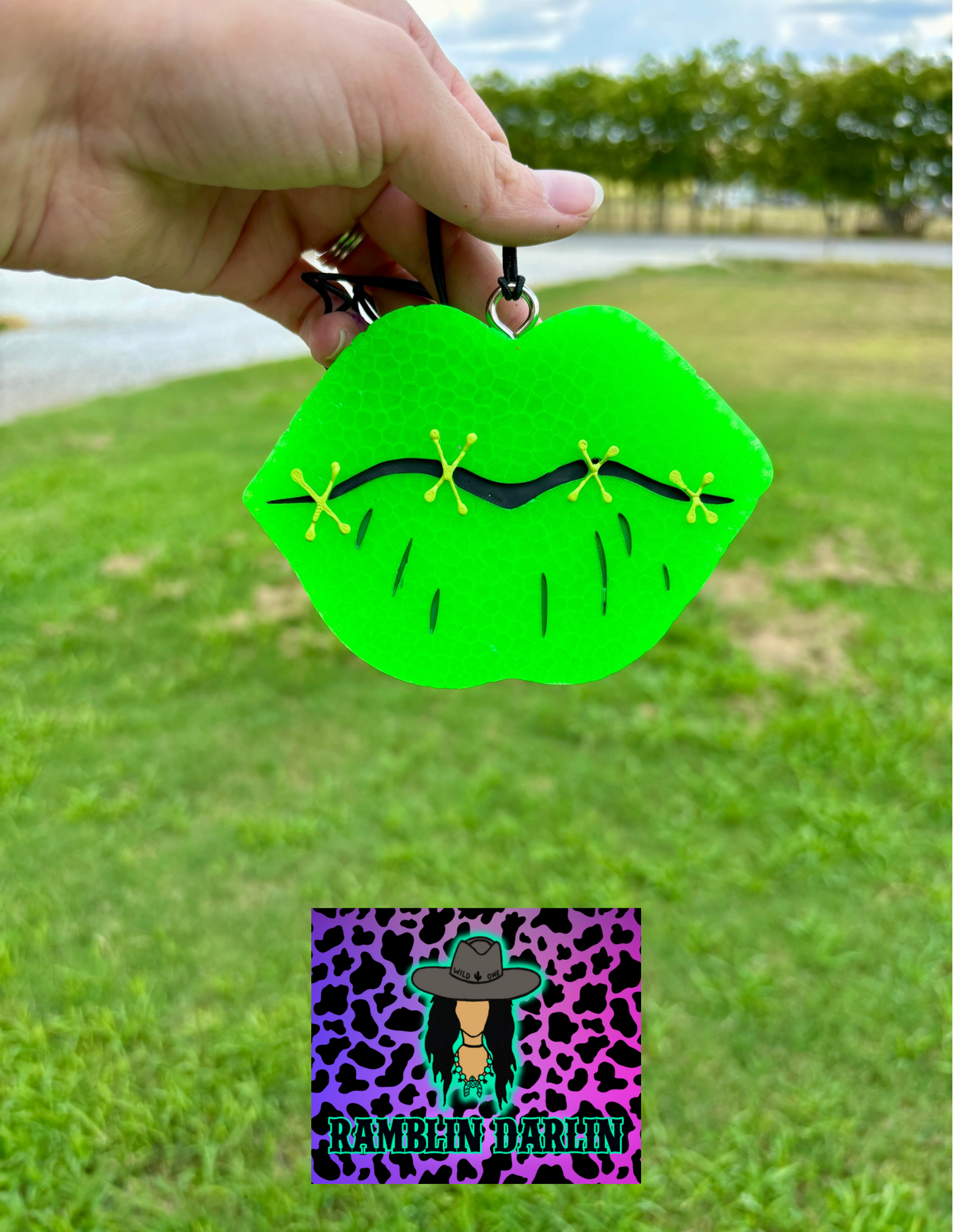 Zombie Lips Mold ©️