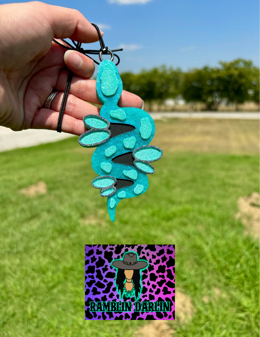 Turquoise Snake Mold ©️