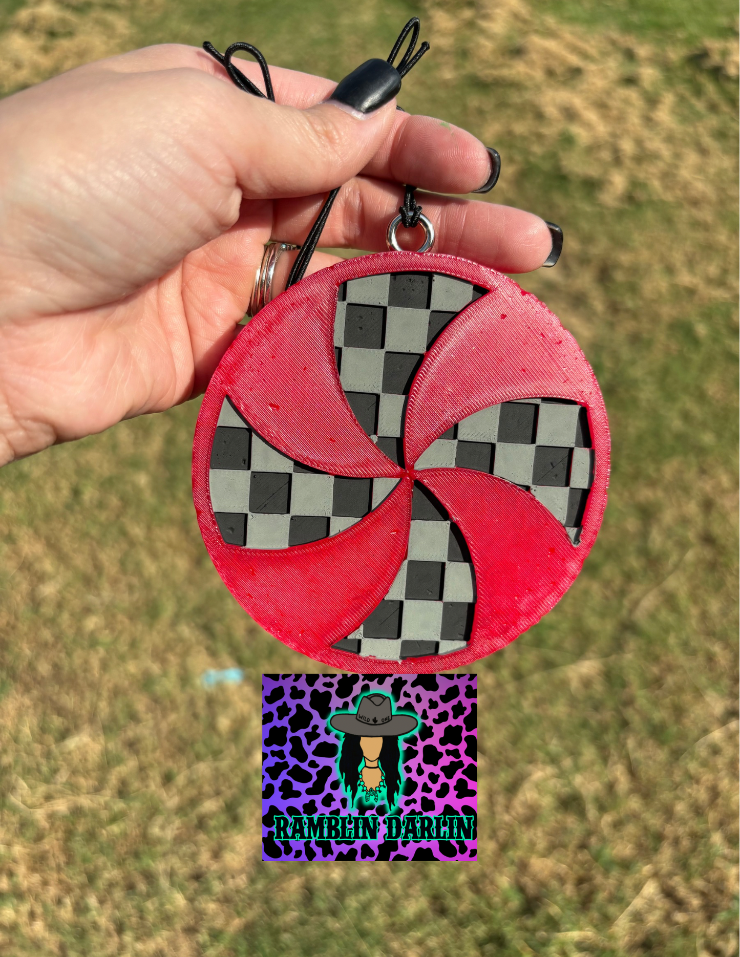 Checkered Peppermint Mold ©️