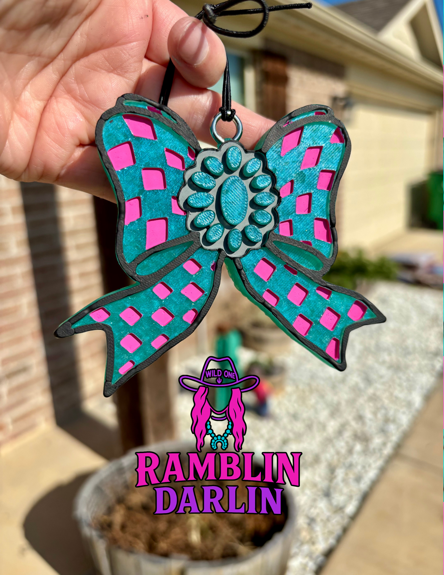 Checkered Squash Bow Mold ©️