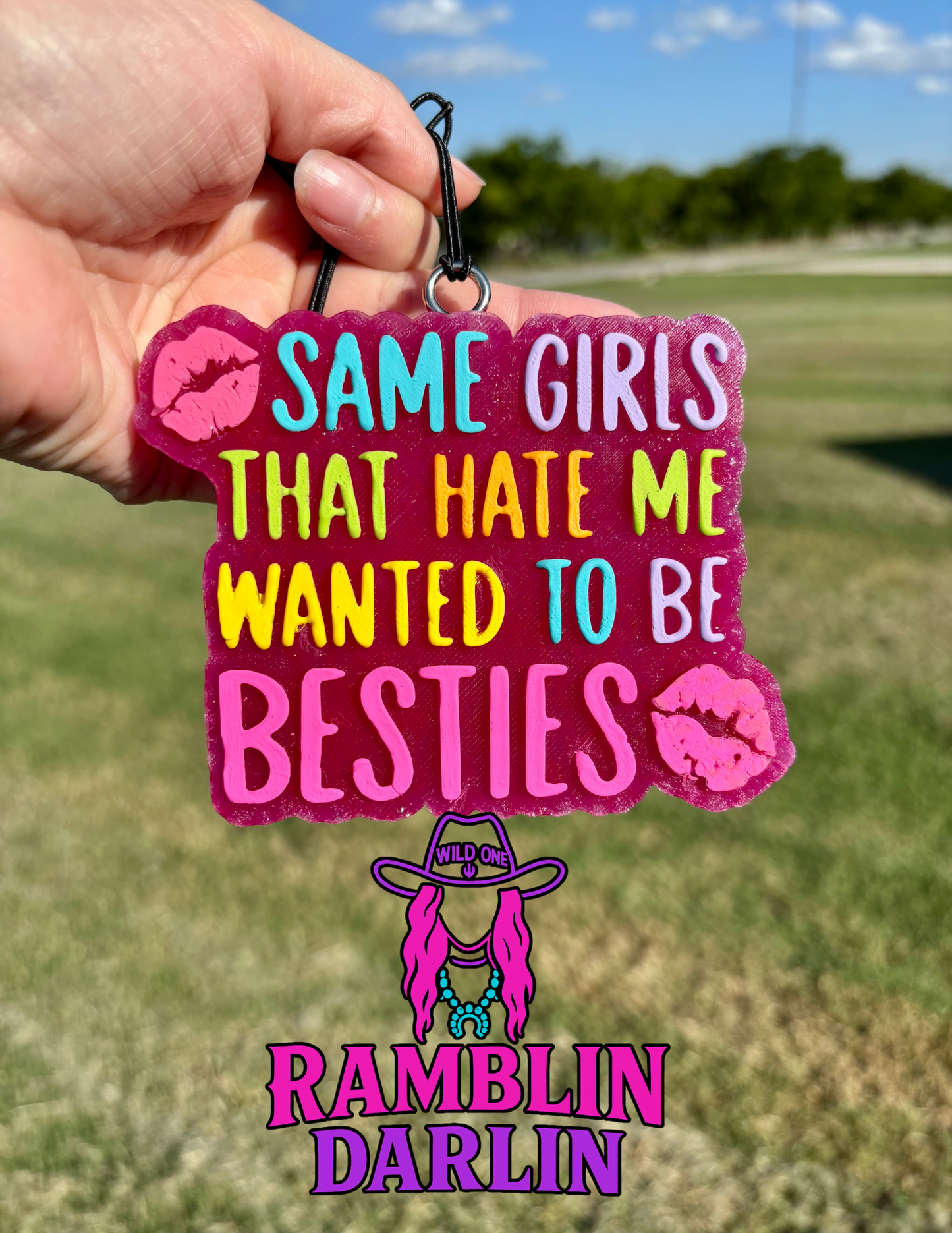 Bestie to Hater Mold ©️