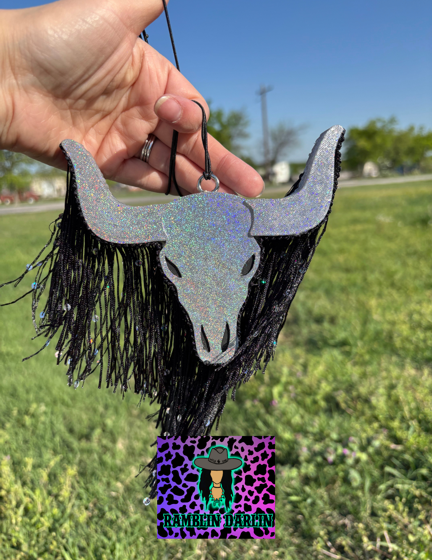 RAMBLIN Bull Skull Mold ©️