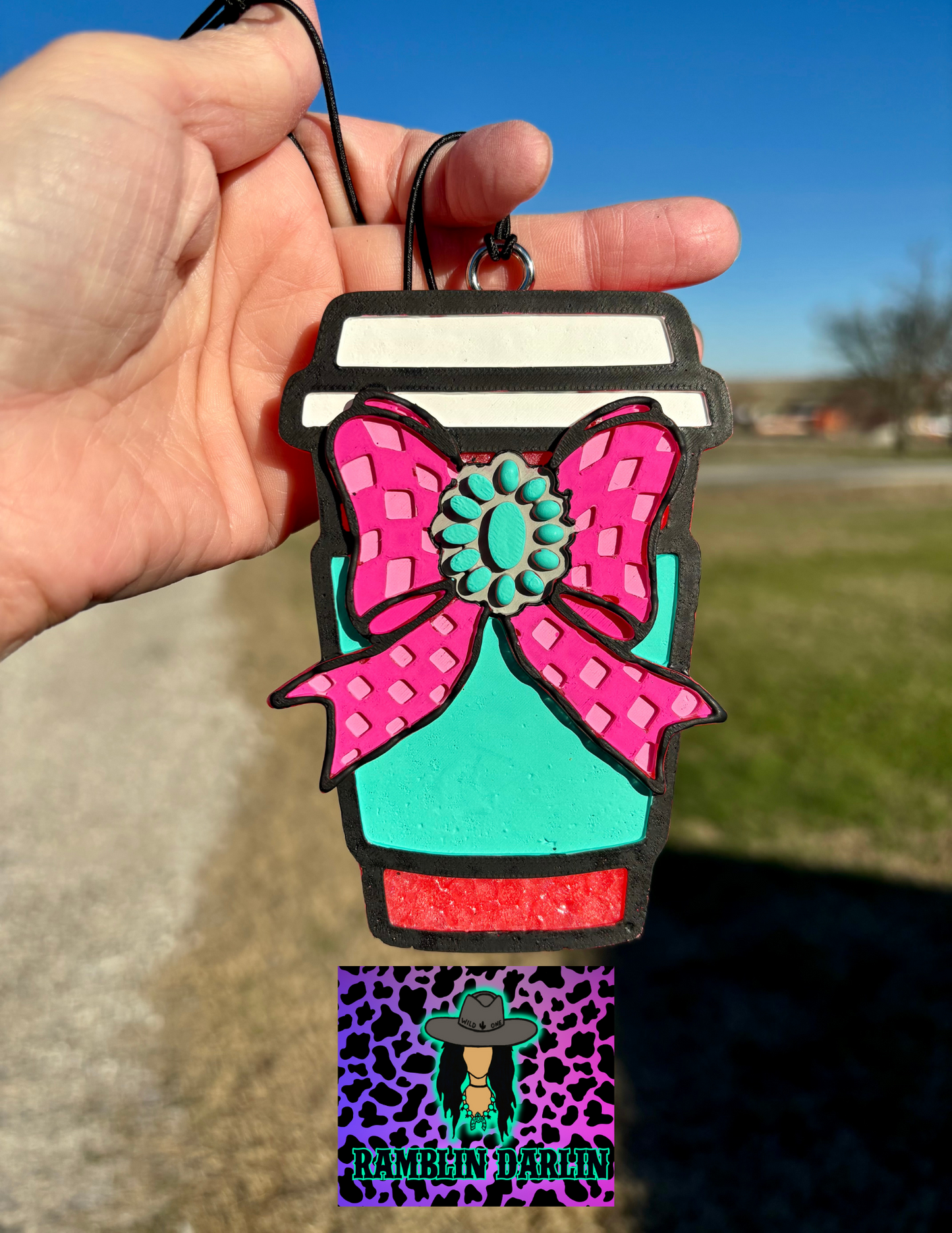 Checkered Bow Latte Mold