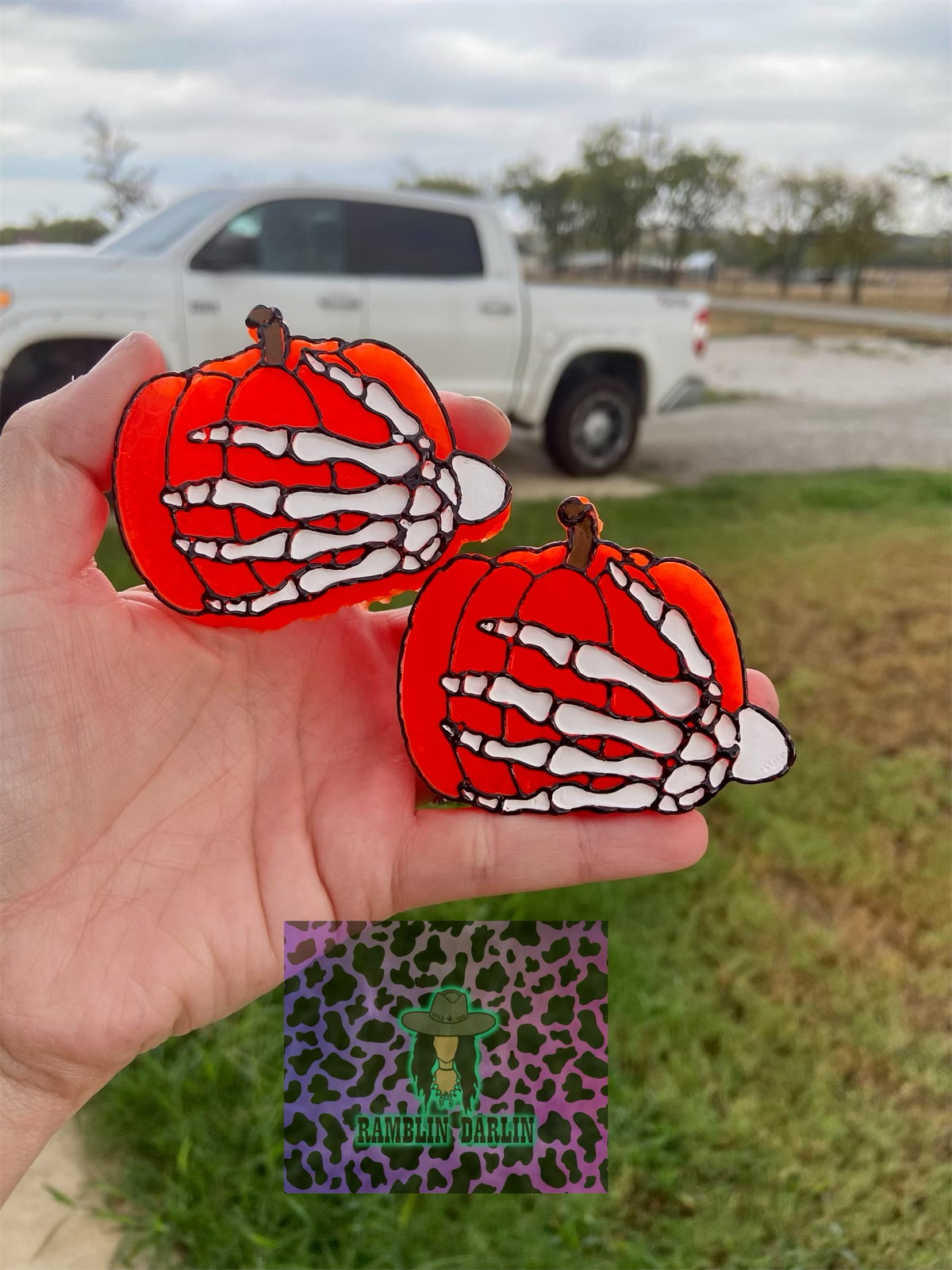 Skeleton Hand Pumpkin Vent Molds (2pk)