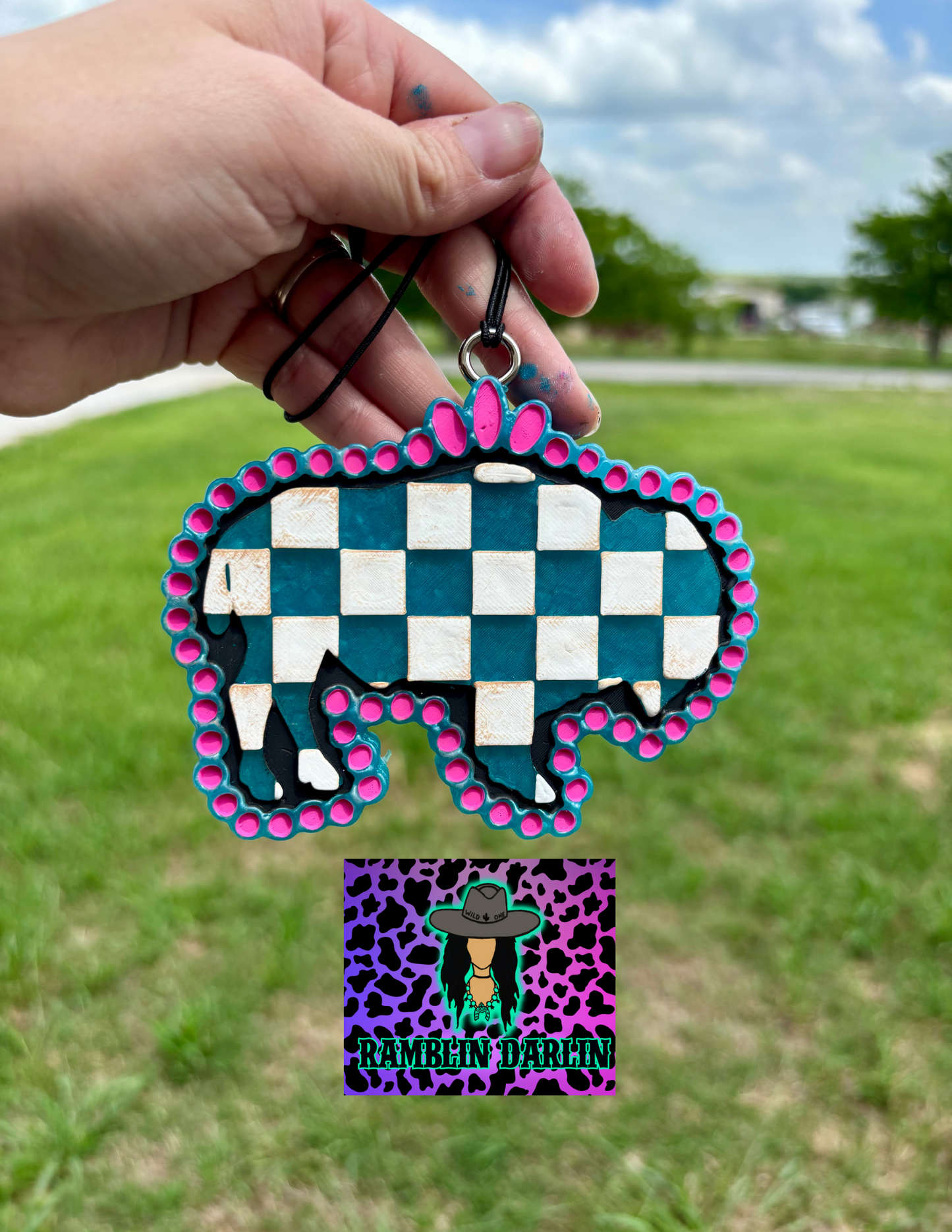 Checkered Buffalo Jewelry Mold ©️