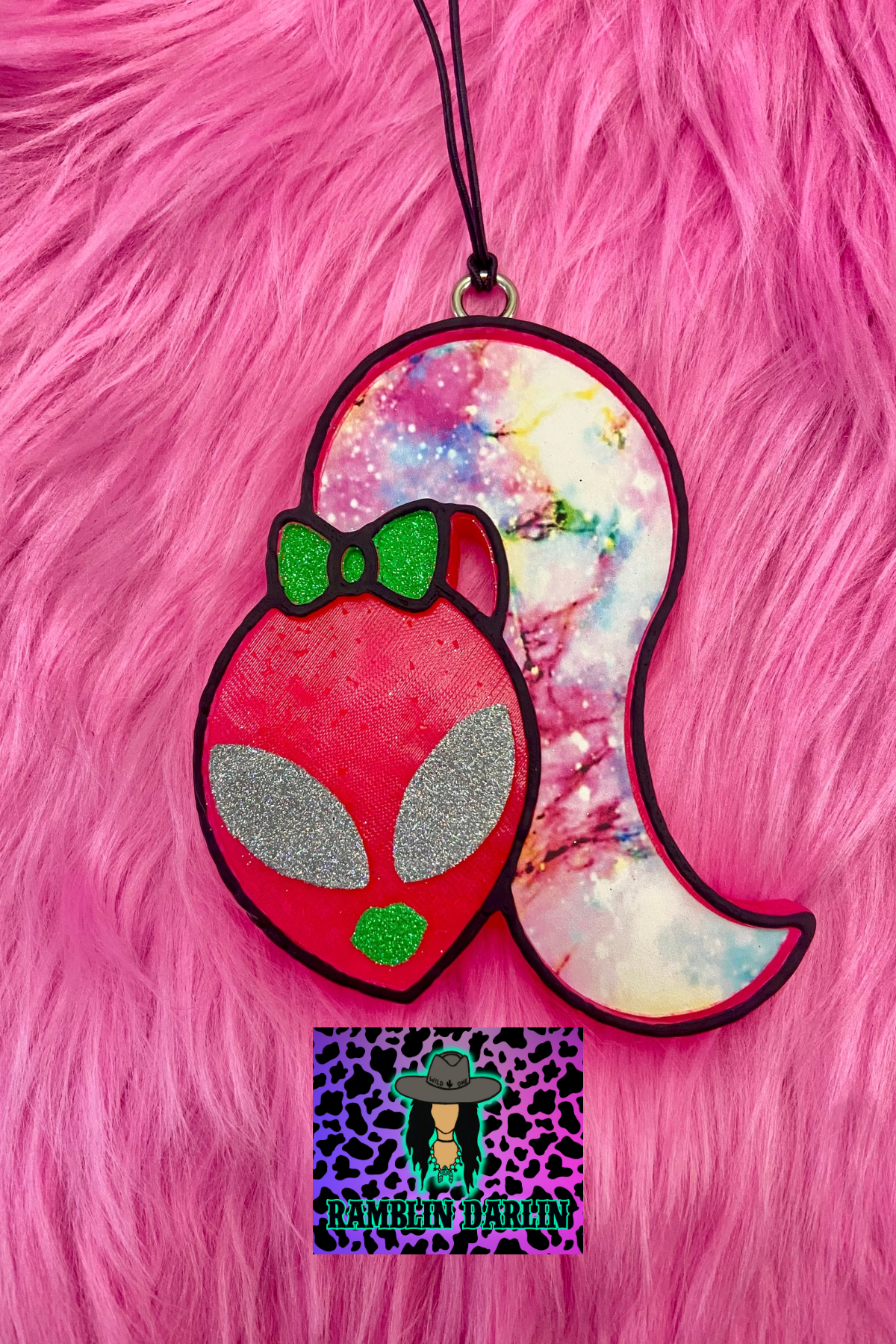 Alien Girl Mold ©️