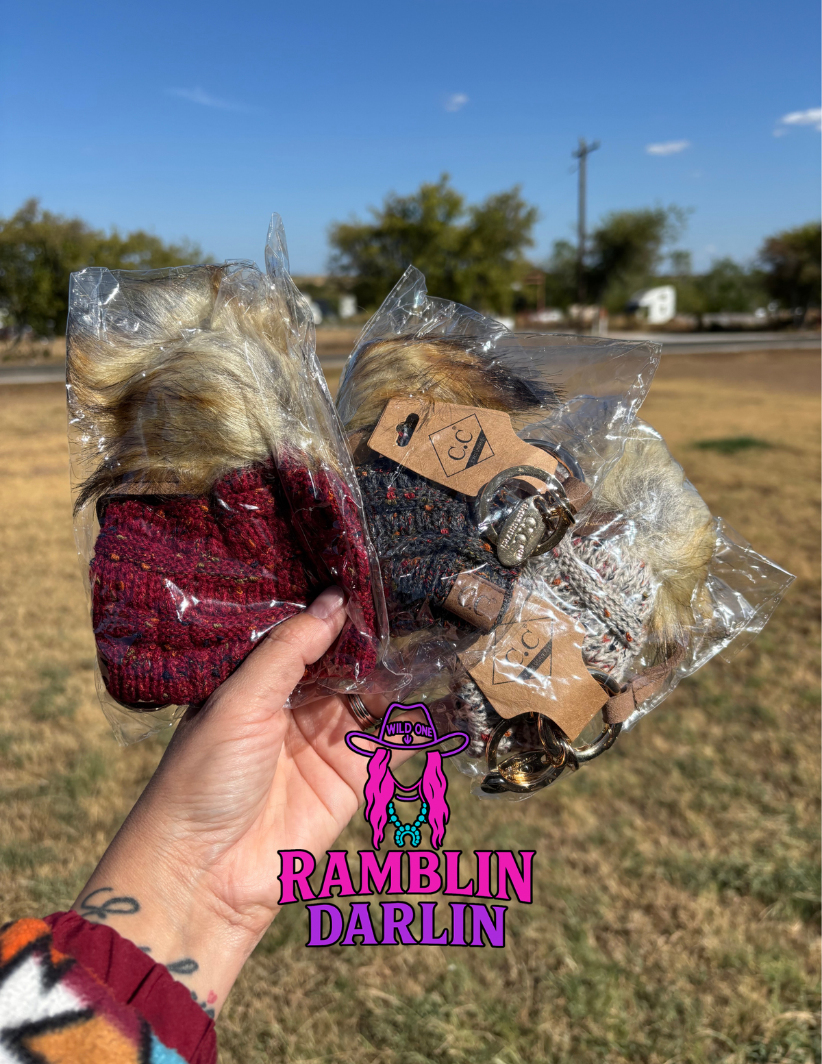 Keychain CC Beanie (Random pick 1 each)
