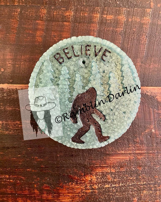 Bigfoot Believe Mold