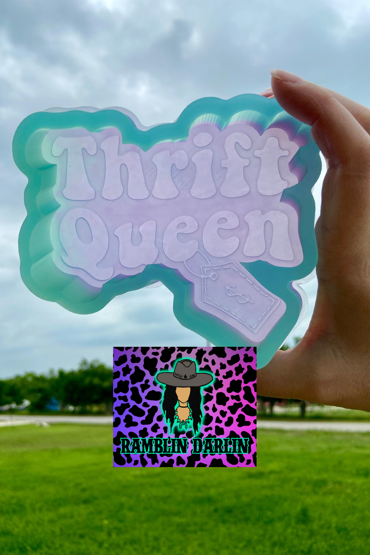 Thrift Queen Mold