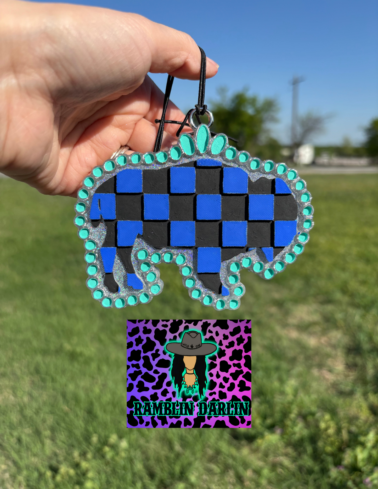 Checkered Buffalo Jewelry Mold ©️