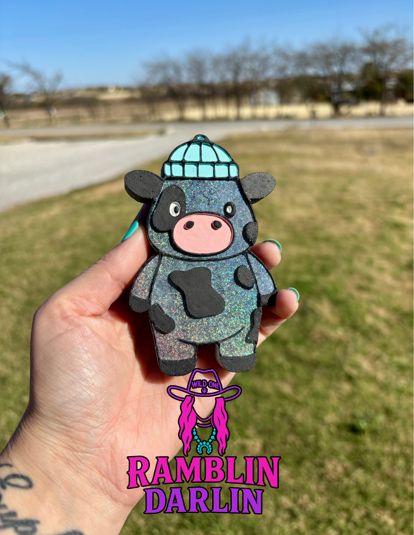 Cow in Beanie Mold©️