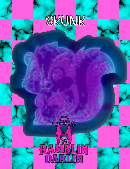 Skunk Mold