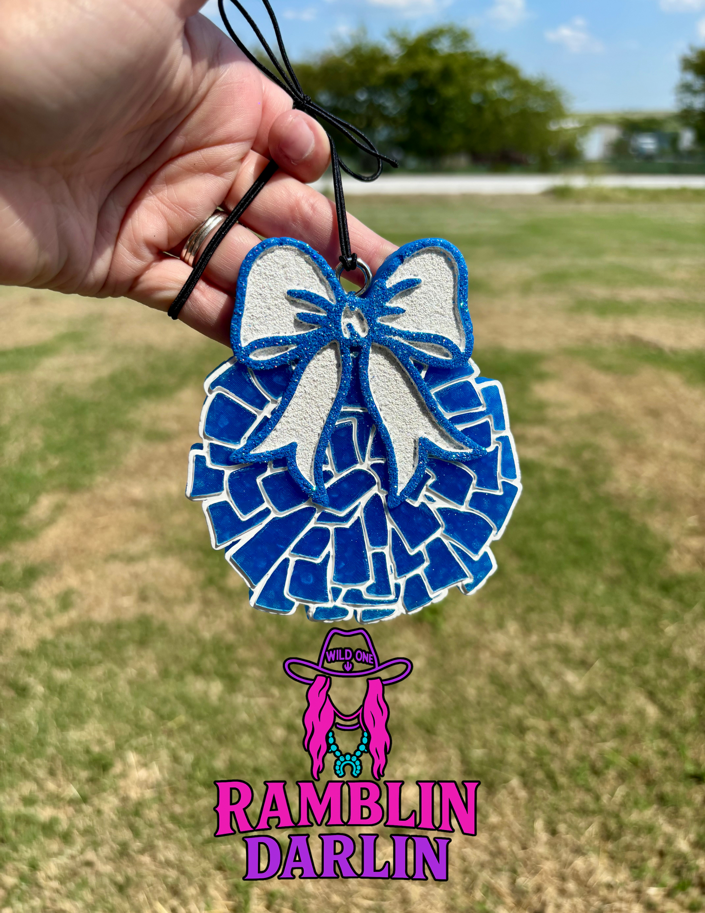 Pom Pom with Bow Mold