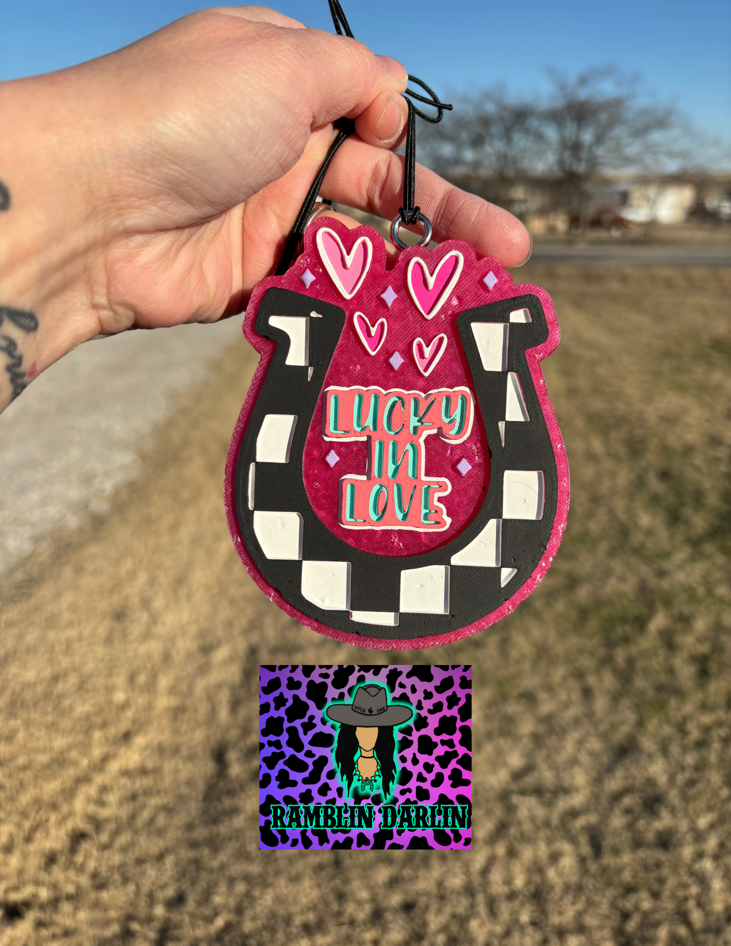 Lucky in Love Horseshoe Mold ©️