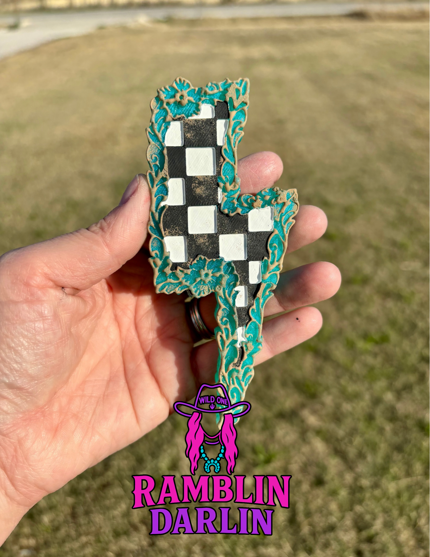Checkered Tooled Bolt Mold ©️